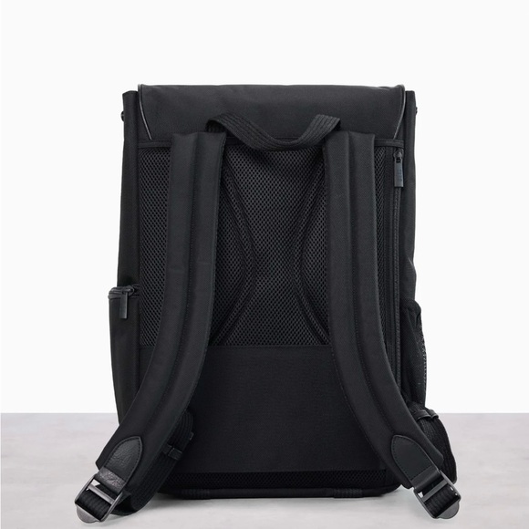 Béis “The Hanging Backpack” - Picture 5 of 6